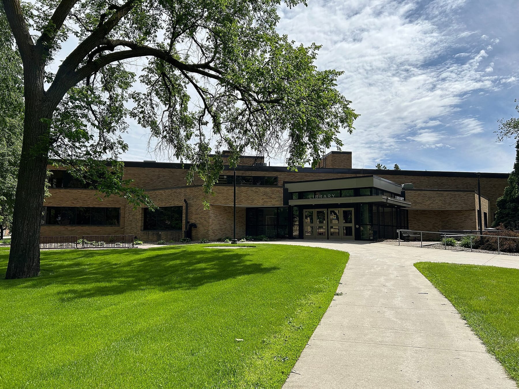 NDSU Library; May 31, 2024 (photograph from the Wikimedia Commons category North Dakota State University)