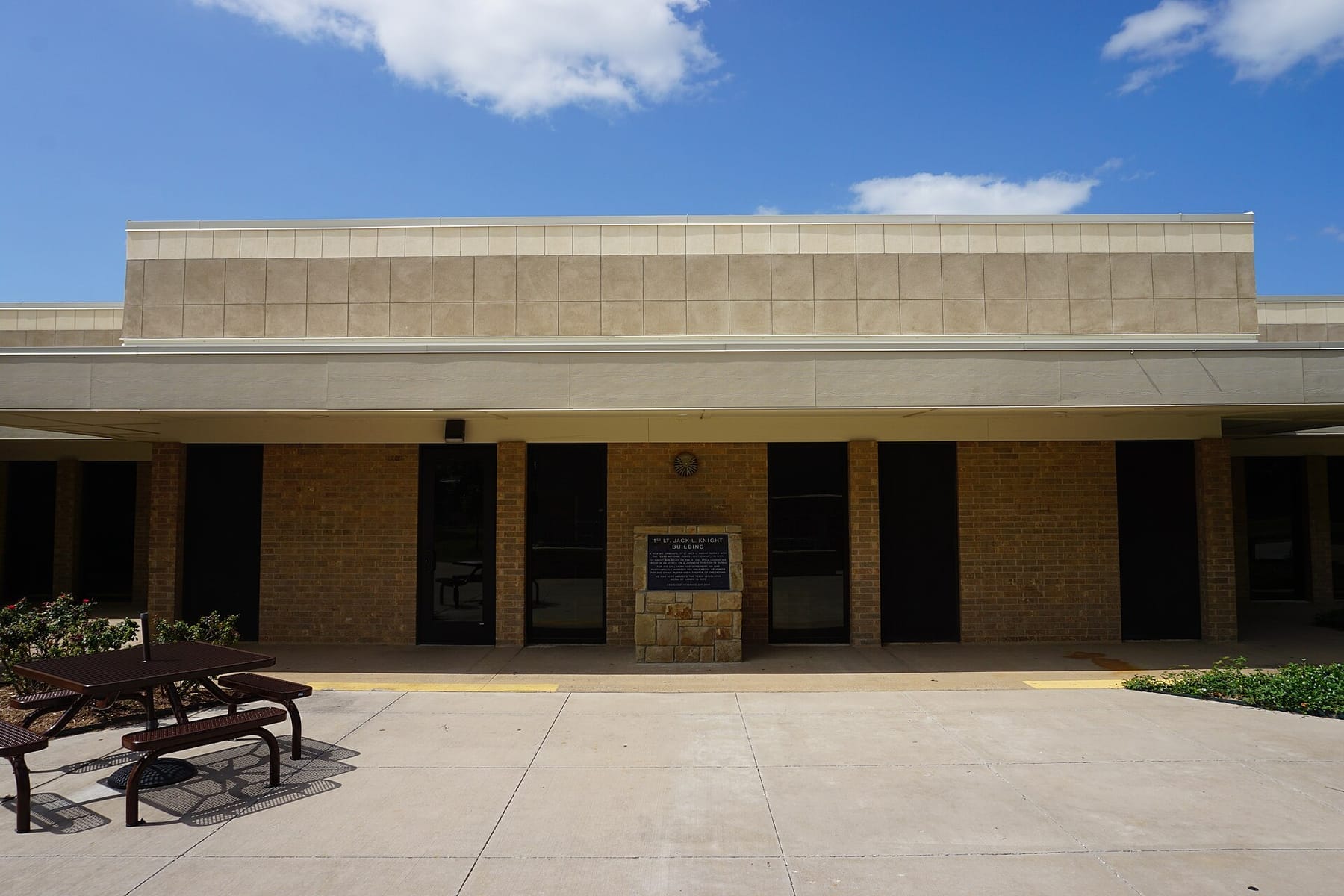 Weatherford College May 2017 01 (1st Lt. Jack Knight Building) (photograph from the Wikimedia Commons category Weatherford College)